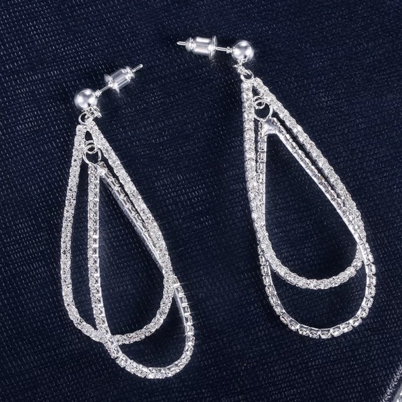🔥NEW STERLING SILVER DIAMOND LONG DROP EARRINGS🔥 - Picture 2 of 5